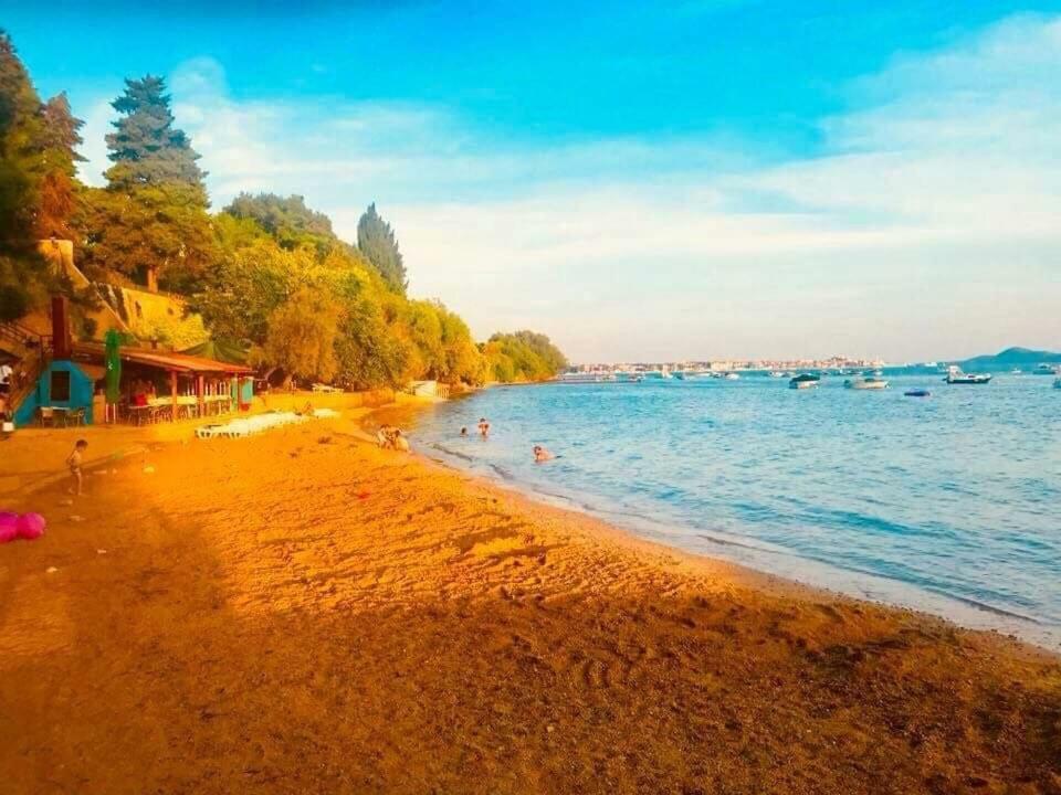 Camping Bepo Villa Sveti Filip i Jakov Exterior foto